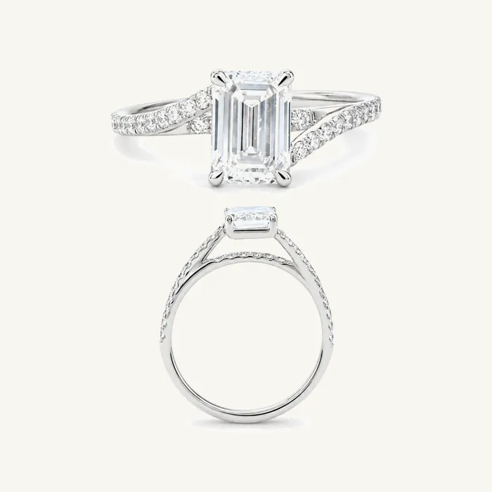 טבעת סוליטר | בשיבוץ אבן אמרלד | 1.8 CT — תמונת סטודיו