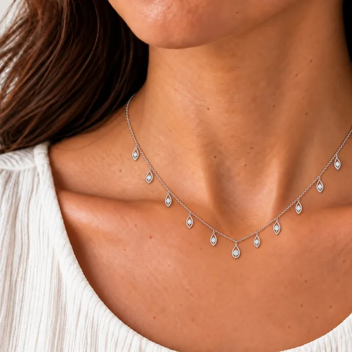 שרשרת יהלומים בשיבוץ אבנים עגולות | 0.54 CT - תמונת דוגמנית מאושרת