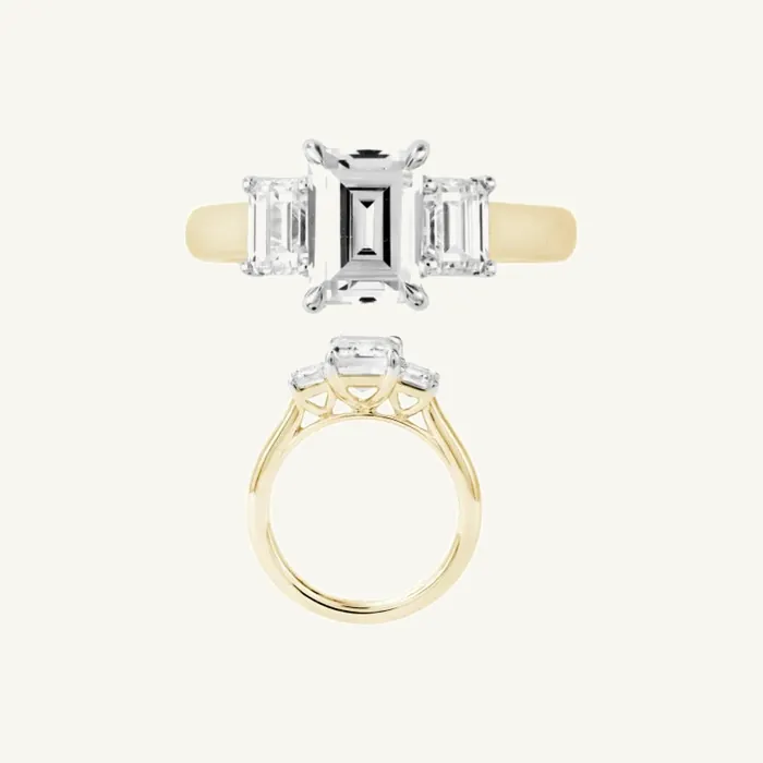 טבעת סוליטר | בשיבוץ אבן אמרלד | 3.06 CT