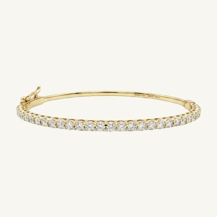 Rigid Bracelet with Round Stones · 1.38 ct