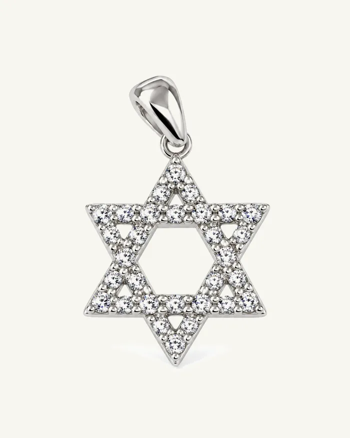 תליון מגן דוד משובץ מזהב לבן 14 קראט — 0.8 גרם — תמונת סטודיו