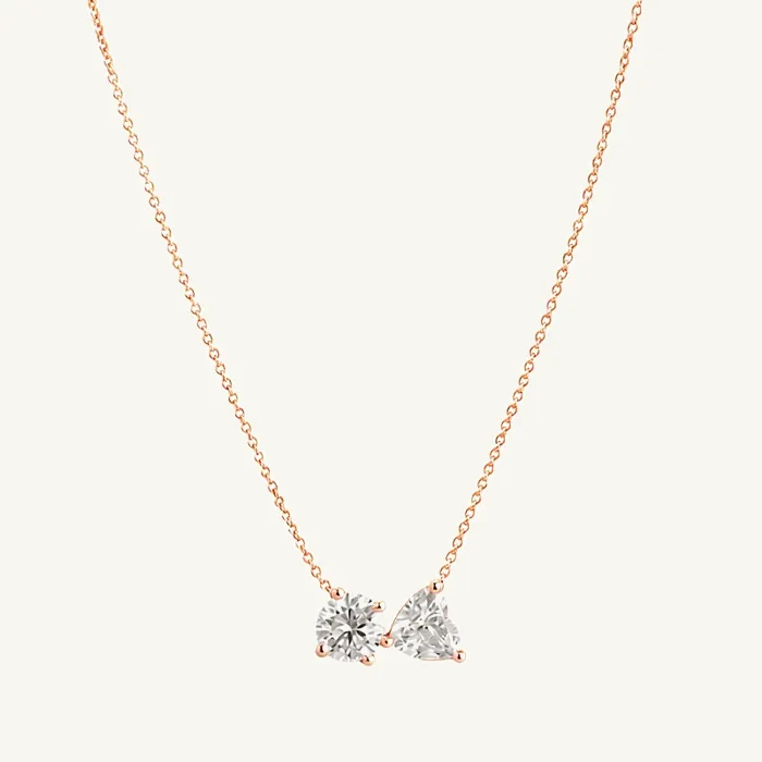 שרשרת תליון | בשיבוץ אבן עגולה + לב | 0.66 CT
