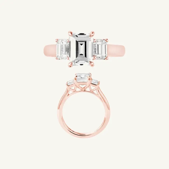 טבעת סוליטר | בשיבוץ אבן אמרלד | 3.06 CT