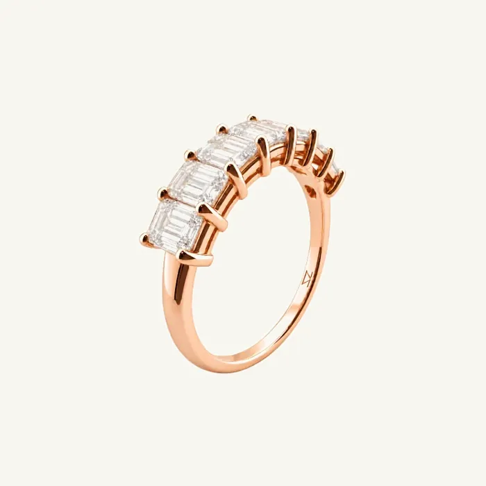 Row Ring with 9 Emerald-Cut Stones · 1.70 ct