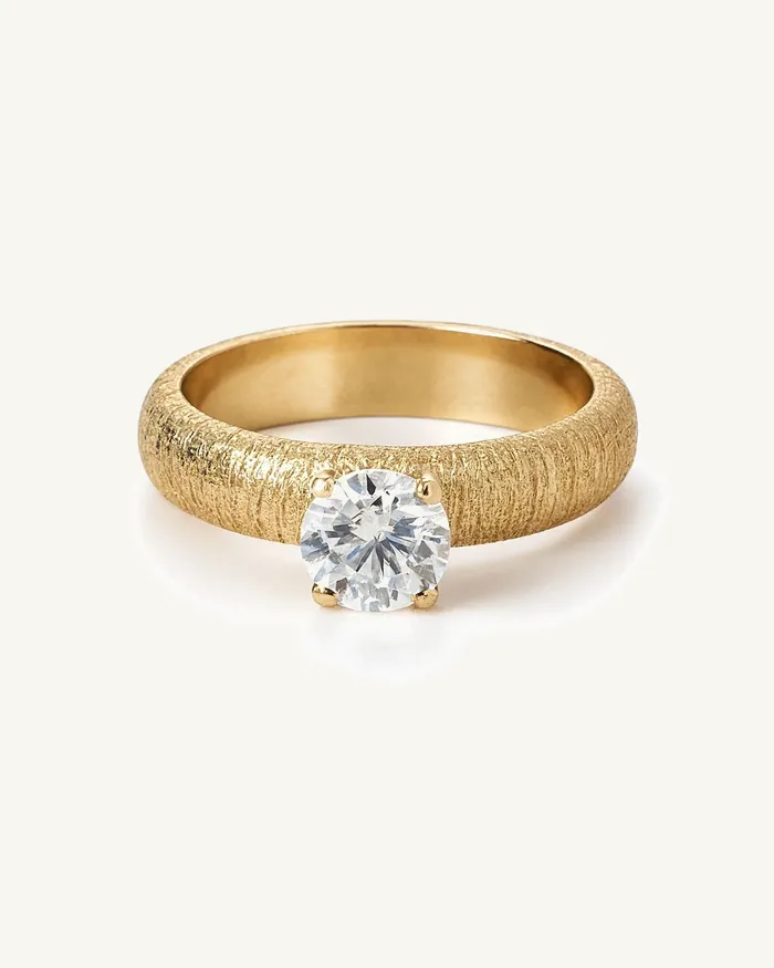 Luna Shine Ring